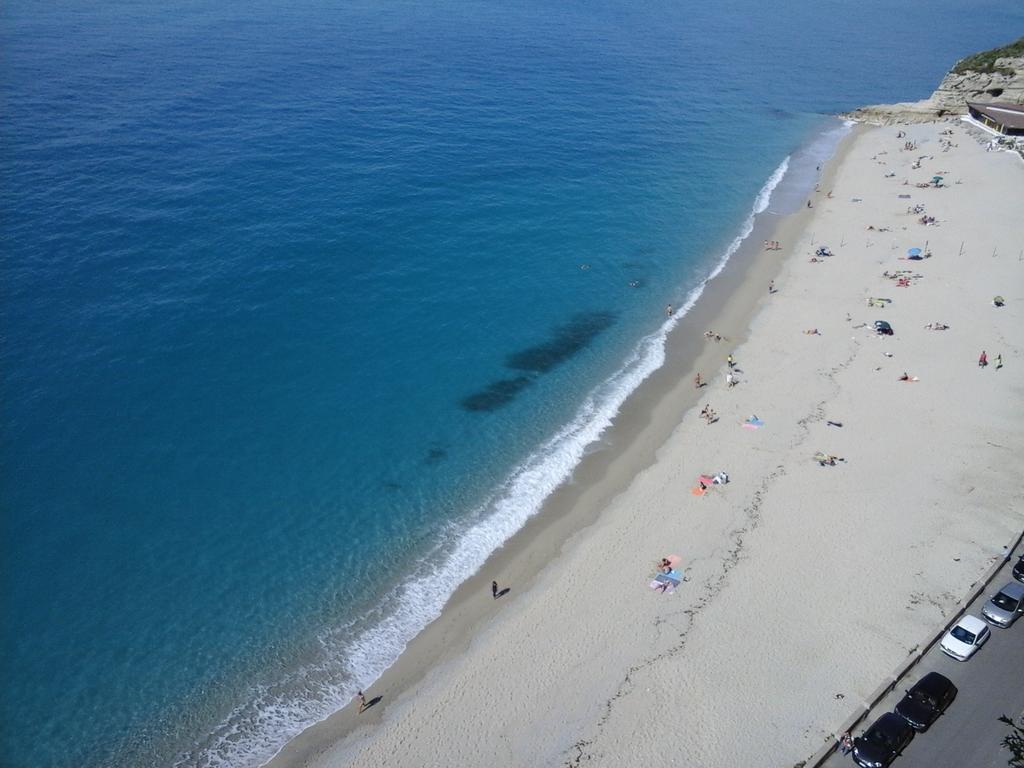 Villa Panthea Capo Vaticano Szoba fotó