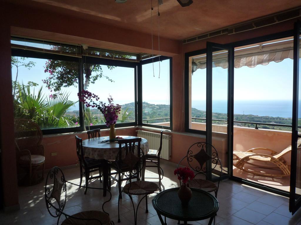 Villa Panthea Capo Vaticano Szoba fotó