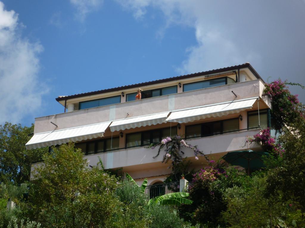 Villa Panthea Capo Vaticano Szoba fotó