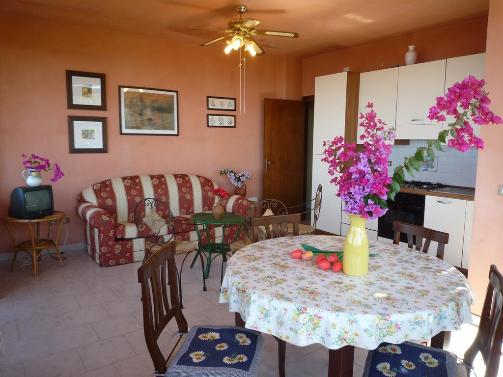 Villa Panthea Capo Vaticano Szoba fotó