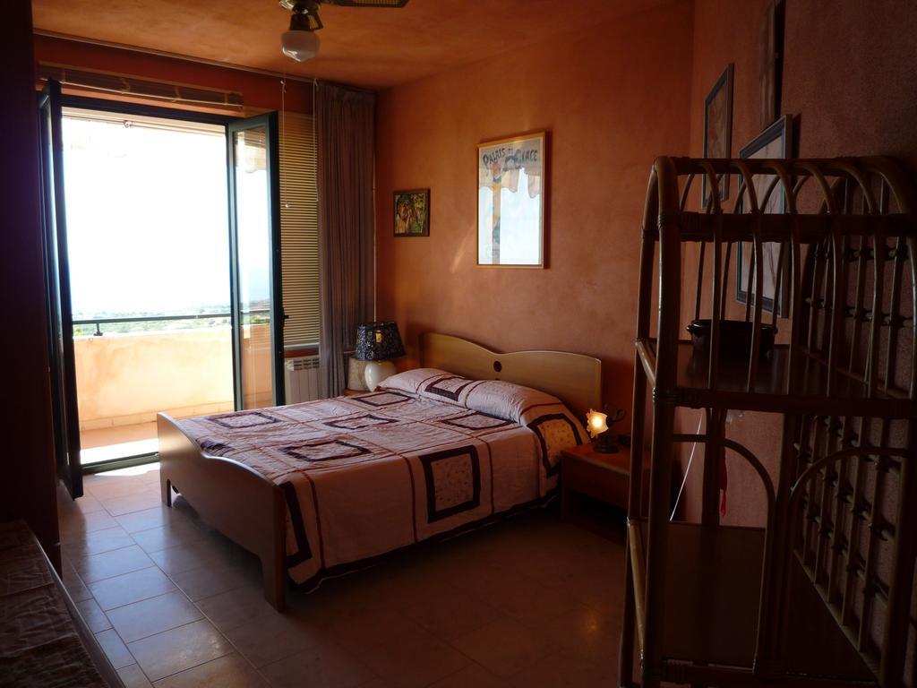 Villa Panthea Capo Vaticano Szoba fotó